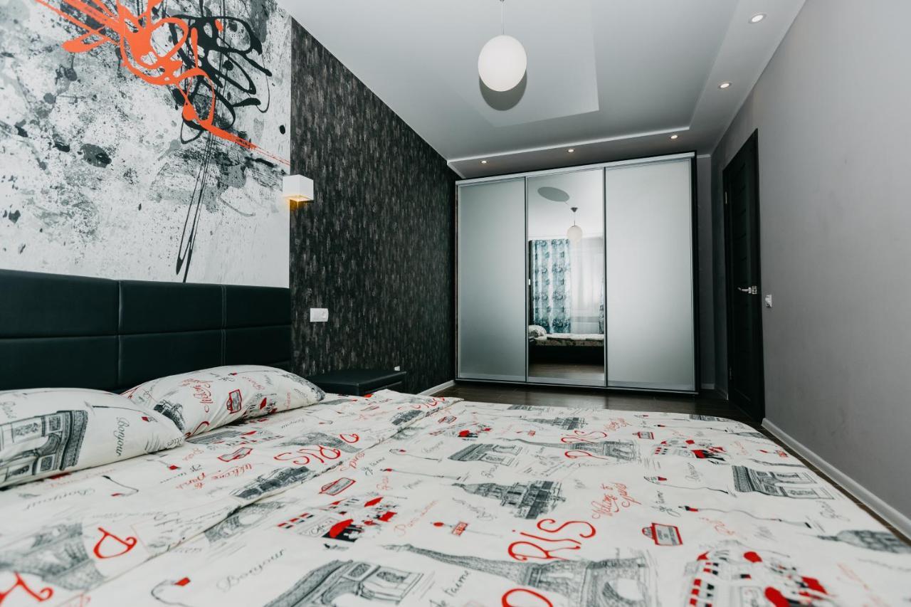 Luxury Apartment Sumy Exterior photo